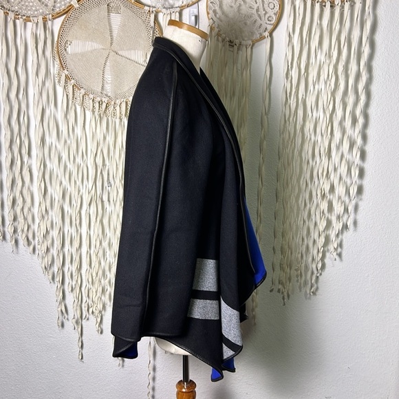 Karen Millen Wrap Front Cape in Black And Gray Merino Wool Blend US8 - Picture 5 of 13